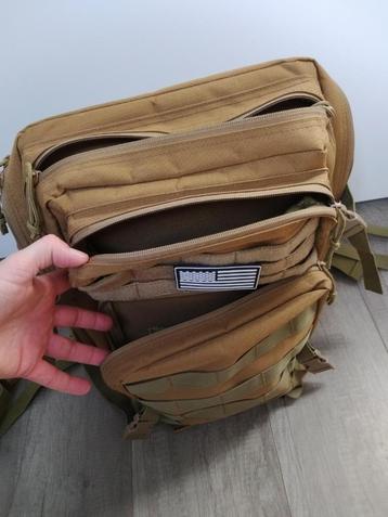 Rugtas met laptopvak te koop. beschikbaar voor biedingen