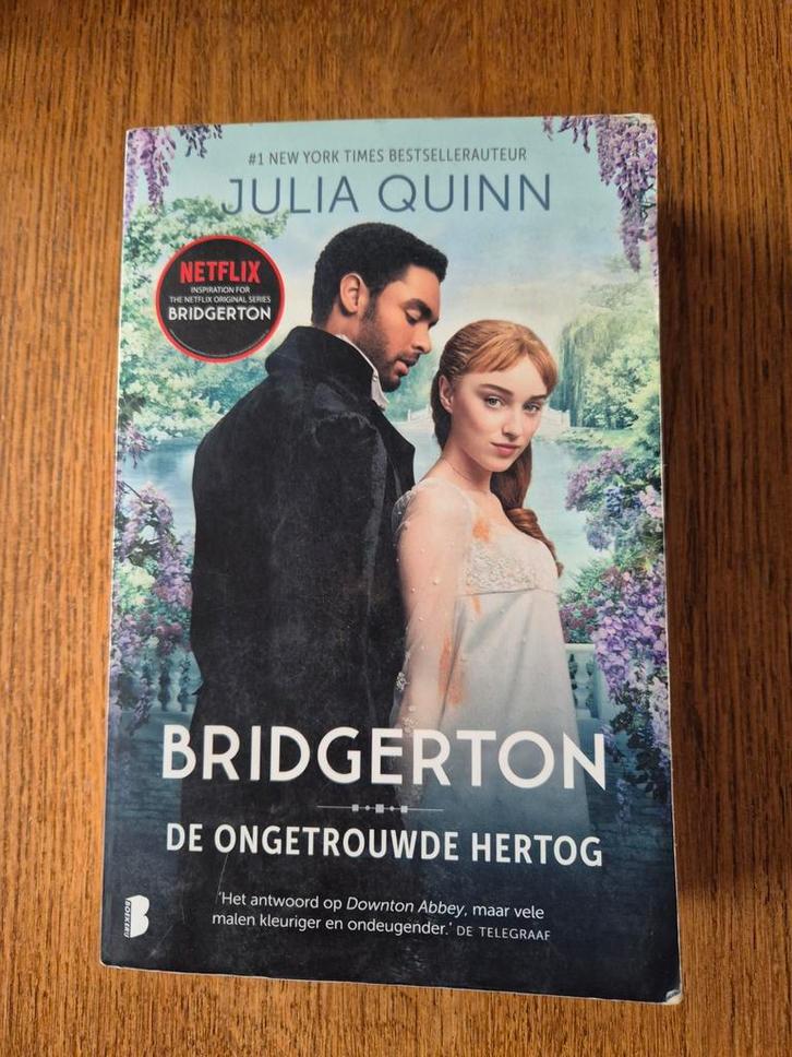 Bridgerton: De Ongetrouwde Hertog - Julia Quinn, Boeken, Romans, Gelezen, Nederland, Ophalen of Verzenden