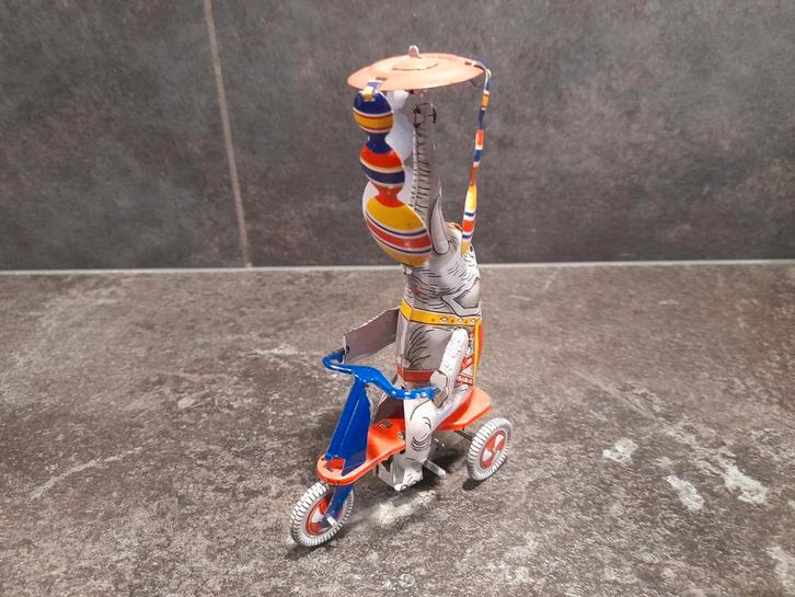 Blikken speelgoed olifant op driewieler, Antiek en Kunst, Antiek | Speelgoed, Ophalen of Verzenden