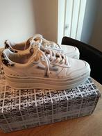 Premiata sneakers te koop! Maat 41 Nieuw! Crème kleur, Nieuw, Premiata, Ophalen of Verzenden, Sneakers of Gympen