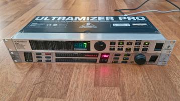 Behringer FBQ2496 (DSP1424P verkocht) beschikbaar voor biedingen