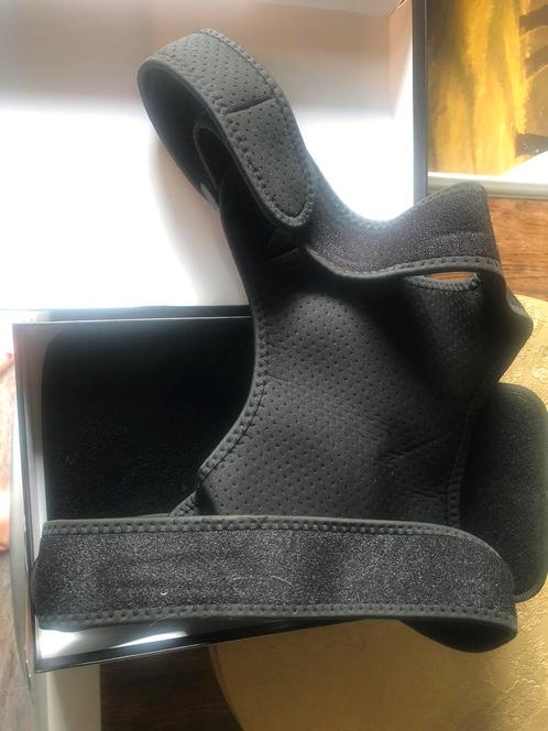 Postuur Corrector brace, Sport en Fitness, Gezondheidsproducten en Wellness, Zo goed als nieuw, Overige typen, Ophalen of Verzenden