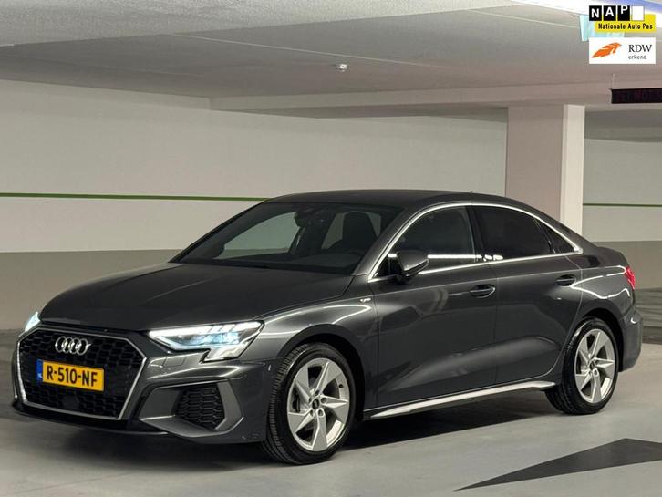 Audi A3 Limousine 30 TFSI S edition, 2 X S- LINE,matrix led,, Auto's, Audi, Bedrijf, Te koop, A3, ABS, Adaptive Cruise Control