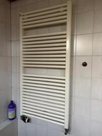 Radiator - Tegen Elk Aannemelijk Bod!, Doe-het-zelf en Verbouw, Verwarming en Radiatoren, Radiator, Ophalen of Verzenden, 60 tot 150 cm