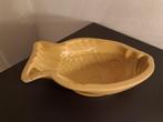 Petrus Regout vintage vis pudding/pathé vorm beige, Ophalen of Verzenden