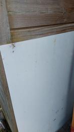 Plexiglas plaat wit 250x100cm en 2 kleine kunststof platen, Ophalen, Gebruikt, Minder dan 20 mm