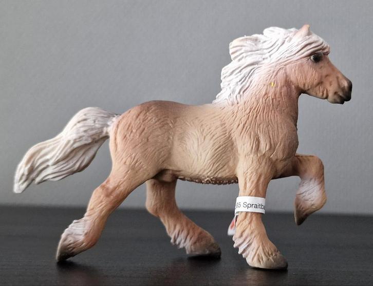 Bullyland Farm World Tölt Ijslander Paard, Verzamelen, Dierenverzamelingen, Gebruikt, Beeldje of Figuurtje, Paard, Ophalen of Verzenden