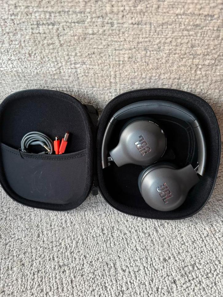 JBL Over-Ear Koptelefoon - Zo goed als nieuw!, Audio, Tv en Foto, Koptelefoons, Zo goed als nieuw, Over oor (circumaural), Overige merken