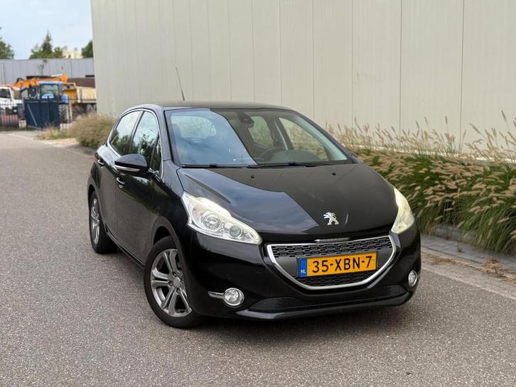 Peugeot 208 1.4 VTi Allure 5D (bj 2012) Climate Control|Lmv|, Auto's, Peugeot, Bedrijf, Te koop, ABS, Airbags, Airconditioning