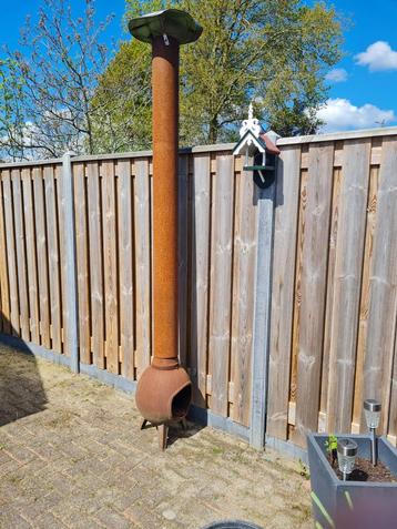 Ijzeren tuinhaard met 260cm pijp (buitenkachel, pothaard) beschikbaar voor biedingen