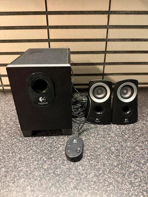 Logitech 2.1 Speakerset – Subwoofer + Satellieten, Computers en Software, Pc speakers, Zo goed als nieuw, Ophalen of Verzenden