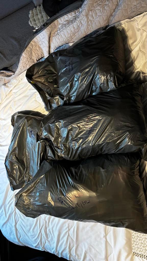 4 zakken kleding dames/ heren, Antiek en Kunst, Antiek | Kleding en Accessoires, Dames, Heren, Ophalen of Verzenden