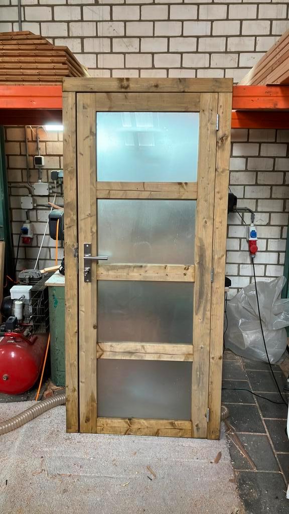 Geimpregneerde deur met melk glas en skg**, Doe-het-zelf en Verbouw, Deuren en Horren, Zo goed als nieuw, Binnendeur, 200 tot 215 cm