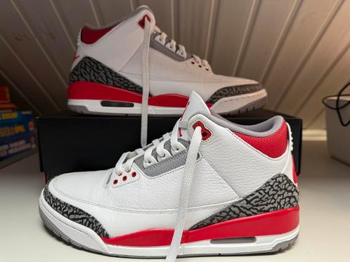 Air Jordan 3 Retro Fire Red (2022) US11/EU45, Kleding | Heren, Schoenen, Gedragen, Sneakers of Gympen, Wit, Ophalen of Verzenden