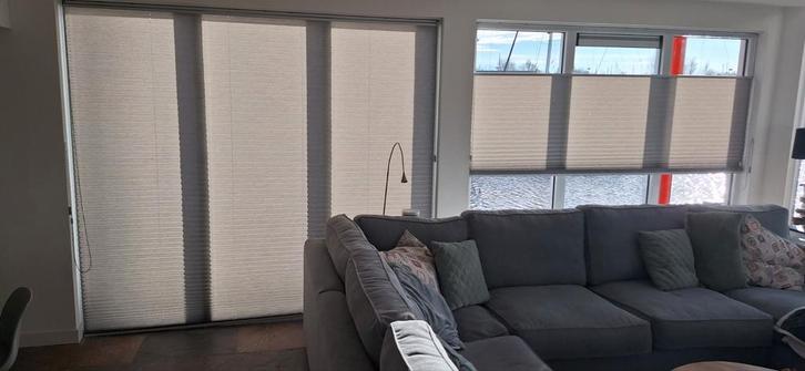 Nieuwe plissé/ duette zonwering gordijn top-down bottom-up, Huis en Inrichting, Stoffering | Gordijnen en Lamellen, Nieuw, 200 cm of meer