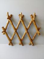 Faux bamboe wandkapstok. Jassen/Hoeden. Uitrekbaar., Huis en Inrichting, Wandkapstok, Gebruikt, Ophalen of Verzenden, Minder dan 100 cm