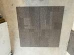 Taupe kleur tapijttegels zo goed als nieuw per stuk ?2,-, Huis en Inrichting, 75 m² of meer, Niet ingevuld, Zo goed als nieuw