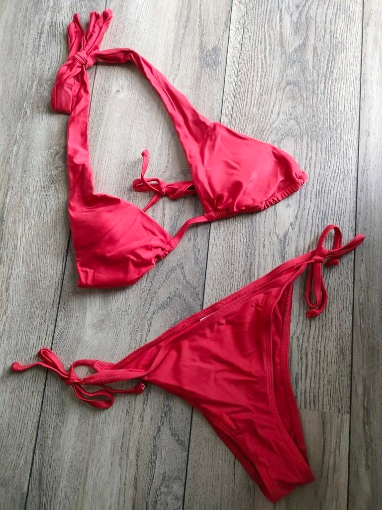 Hunkemöller | Rode bikini | Maat S/M, Ophalen of Verzenden, Zo goed als nieuw, Bikini, Hunkemöller