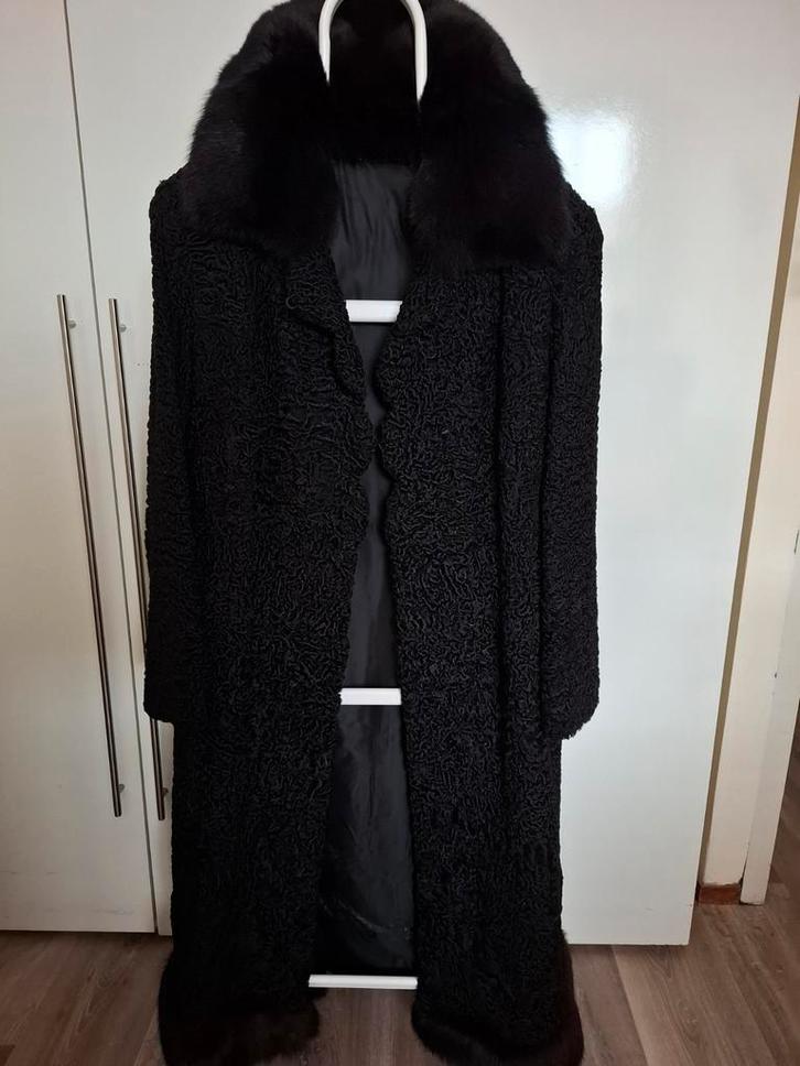 Astrakan Bontjas Frans Bonouvrië Amsterdam - Nieuwstaat, Kleding | Dames, Jassen | Zomer, Nieuw, Maat 42/44 (L), Zwart, Ophalen of Verzenden