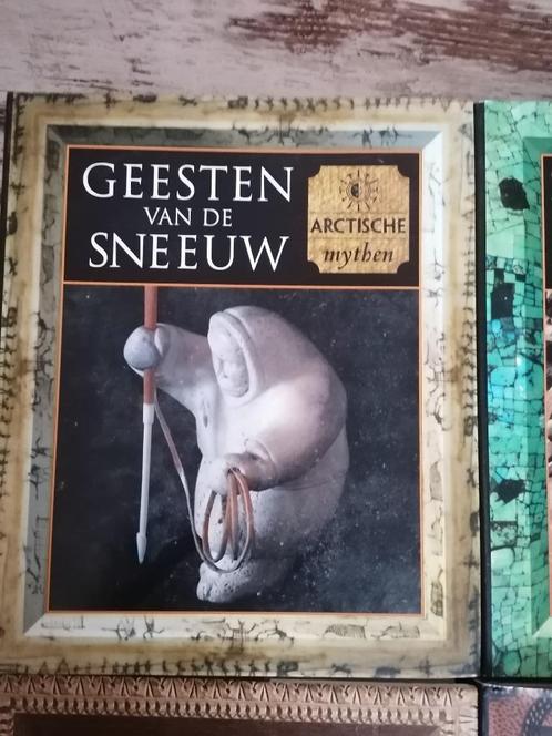 Arctische Mythe Inuit Sami mondelinge traditie natuurverschi, Boeken, Overige Boeken, Zo goed als nieuw, Ophalen