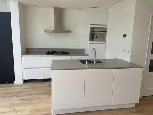 Moderne Witte Hoogglans Eilandkeuken GEDEMONTEERD, Huis en Inrichting, Keuken | Complete keukens, Zo goed als nieuw, Overige typen