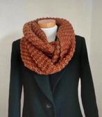 Vintage handgebreide sjaal -  bruin/ brique, Kleding | Dames, Ophalen of Verzenden, Zo goed als nieuw, Sjaal