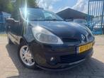 Renault Clio 1.2-16V Expression A-C Elek-Pakket Pano Lmv NAP, Voorwielaandrijving, 535 kg, Gebruikt, Zwart