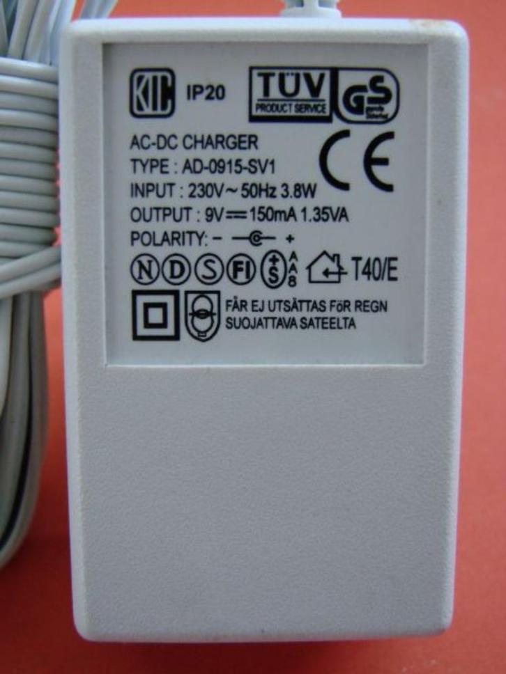 DC voeding / transformator / adapter (III) 9 V 150 mA, Hobby en Vrije tijd, Elektronica-componenten, Gebruikt, Ophalen of Verzenden