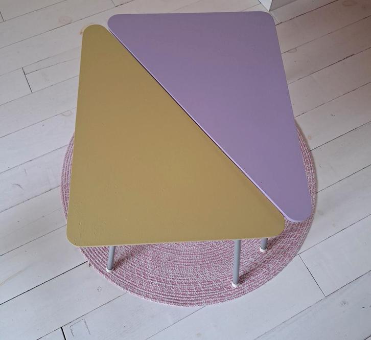Vintage Driehoek Tafeltjes - Set van 2, Antiek en Kunst, Antiek | Meubels | Tafels, Ophalen