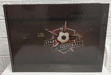 15 - Boek " STARS of FOOTBALL beschikbaar voor biedingen