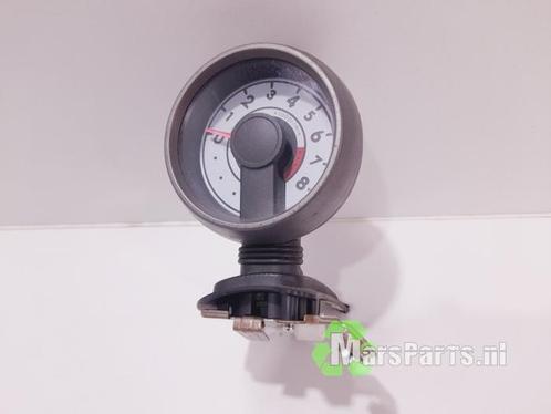 Toerenteller van een Peugeot 107, Auto-onderdelen, Dashboard en Schakelaars, Peugeot, Gebruikt, 6 maanden garantie, 12 maanden garantie