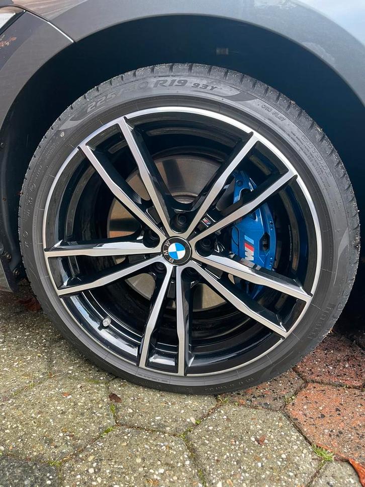 Orginele BMW 791m velgen 19 inch met pirelli p zero banden, Auto-onderdelen, Banden en Velgen, Velg(en), Zomerbanden, 19 inch