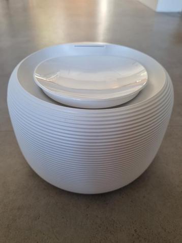 NIEUW drinkbak water fontein pet pod stromend water kat beschikbaar voor biedingen