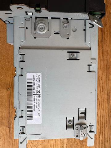 VW Scirocco 2010 Dynaudio Radio Unit beschikbaar voor biedingen