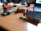drie netjes afgebouwde villa's voor HO modelspoor of -bouw, Hobby en Vrije tijd, Modeltreinen | H0, Overige merken, Gebruikt, Gelijkstroom of Wisselstroom