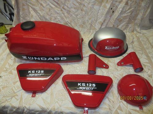 Zundapp KS125 type 521 - complete spuitset., Fietsen en Brommers, Brommeronderdelen | Zundapp, Zo goed als nieuw, Tank, Ophalen