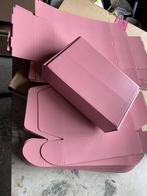 Aangeboden 20 nieuwe roze opvouwbare doosjes, Doe-het-zelf en Verbouw, Kratten en Dozen, Doos, Minder dan 50 cm, Ophalen of Verzenden