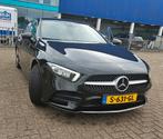Mercedes-Benz A-Klasse A 250 e AMG line 2020 Zwart sedan, Auto's, Mercedes-Benz, 4 cilinders, 160 pk, Zwart, Plug-in hybride