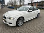 BMW 3-serie 328i High Executive M-Sport SCHUIFDAK HUD CAMERA, Auto's, BMW, Automaat, 745 kg, Achterwielaandrijving, Gebruikt