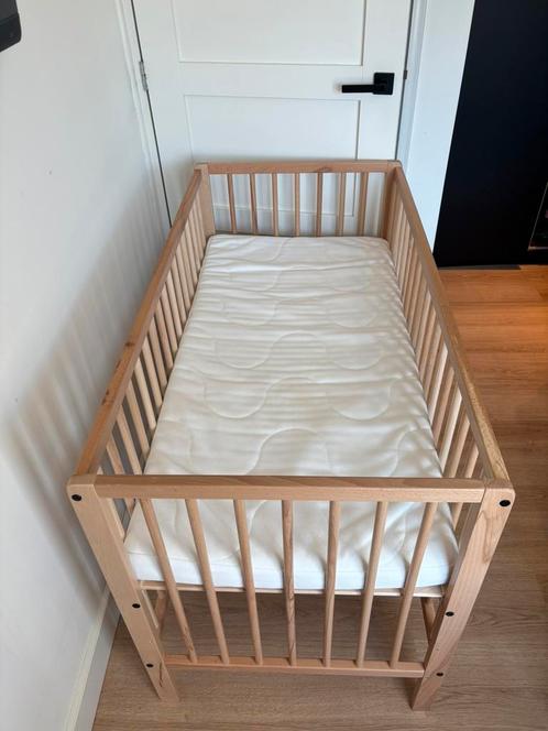 Prenatal ledikant + Ikea matras, Kinderen en Baby's, Babywiegjes en Ledikanten, Zo goed als nieuw, Ledikant, Ophalen of Verzenden