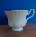 Mooi Royal Albert Wit kopje, Ophalen