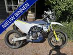Husqvarna 701 Enduro (bj 2023), Motoren, 693 cc, Bedrijf, Meer dan 35 kW, Overig