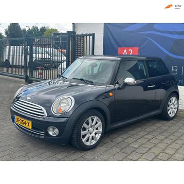 Mini Mini 1.4 One / STOELVERWARMING / PANORAMADAK beschikbaar voor biedingen