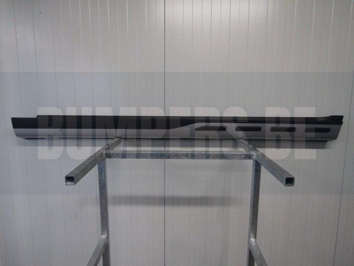 Zijskirt Dorpellijst Links Ssangyong Tivoli Dorpelbekleding, Auto-onderdelen, Carrosserie en Plaatwerk, Bumper, Links, Gebruikt