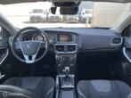 Volvo V40 1.6 T4 Momentum | Automaat| Navi | Trekhaak | Clim, Auto's, Gebruikt, 4 cilinders, 700 kg, 179 pk