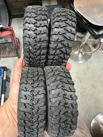 Crawler/scaler bandjes 1.9x4.19 beschikbaar voor biedingen