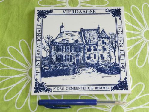 Tegel 71e Internationale Vierdaagse Nijmegen 1987 (5), Verzamelen, Overige Verzamelen, Zo goed als nieuw, Ophalen of Verzenden