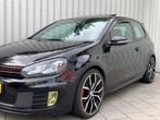 Volkswagen Golf 2.0 GTI|Opendak|Dealer Onderhouden|, Auto's, Volkswagen, Voorwielaandrijving, Stof, Gebruikt, Zwart