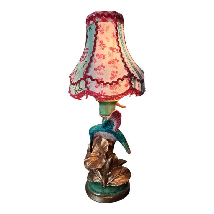 Unieke Vintage Tafellamp met Kolibrie, Huis en Inrichting, Lampen | Vloerlampen, Nieuw, Minder dan 100 cm, Metaal, Stof, Overige materialen