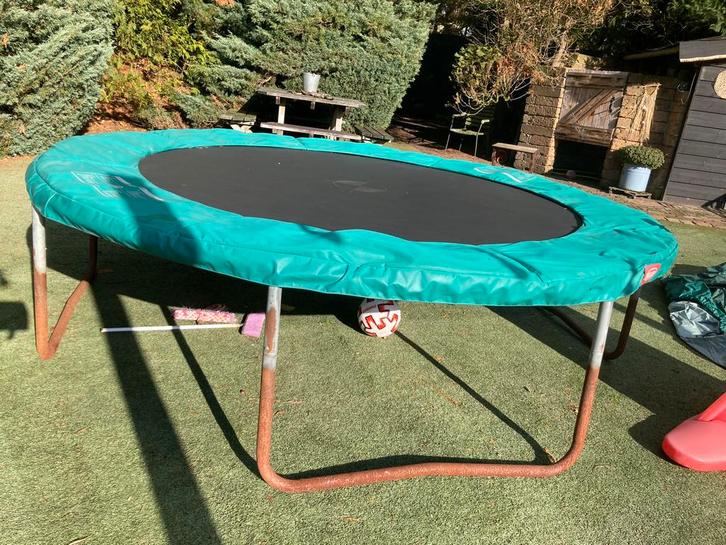 Berg Trampoline 2.70m + Winterzeil - Goede Staat!, Kinderen en Baby's, Speelgoed | Buiten | Trampolines, Gebruikt, Ophalen